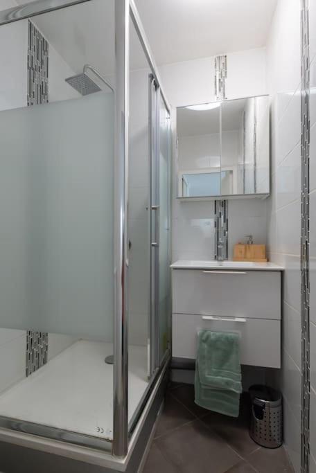 Appartement Renove Pour 6 Avec Parking Villeurbanne Bagian luar foto