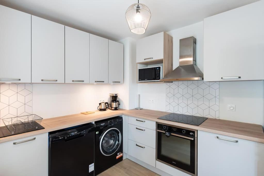 Appartement Renove Pour 6 Avec Parking Villeurbanne Bagian luar foto