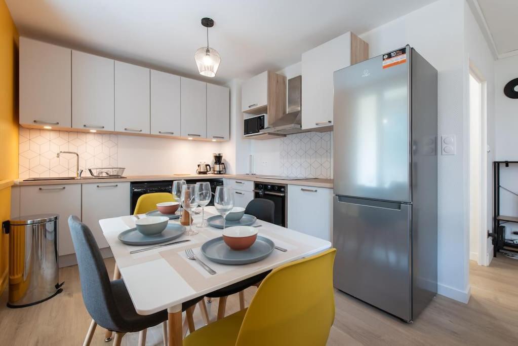 Appartement Renove Pour 6 Avec Parking Villeurbanne Bagian luar foto